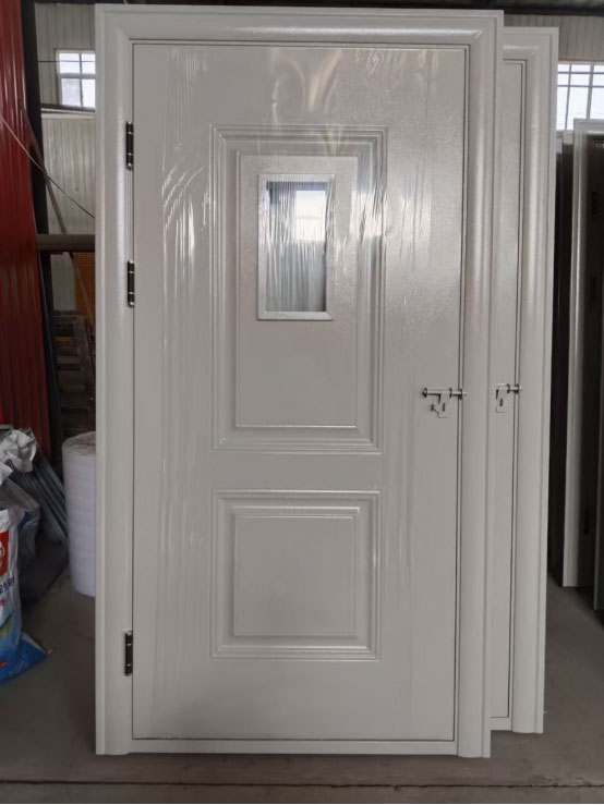 文殊镇学校教室门 文殊镇学校教室门