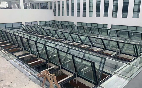 百安科技有限公司近期文殊镇排烟窗项目案例分享 百安科技有限公司近期文殊镇排烟窗项目案例分享