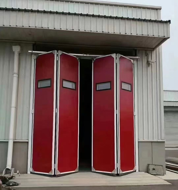 文殊镇工业折叠门在大型装配车间出入口的应用实例